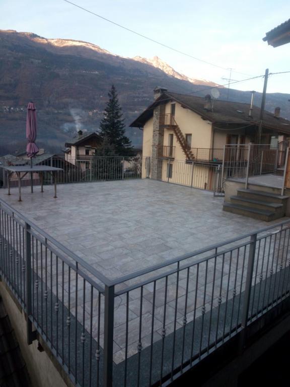 Casa Vacanze Chez Sapin Fenis Exteriér fotografie